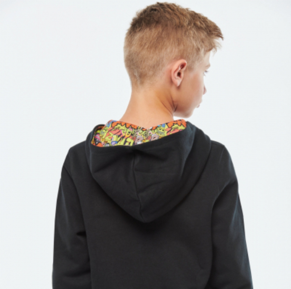 Črn hoodie 3